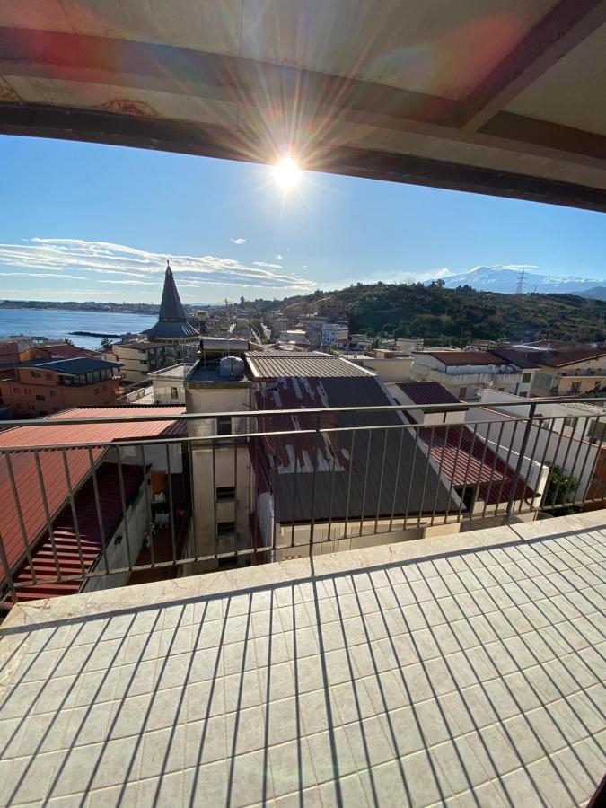 Nick & Santo'S Holiday Homes B&B Giardini Naxos Exterior foto