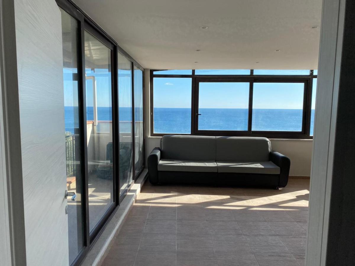 Nick & Santo'S Holiday Homes B&B Giardini Naxos Exterior foto