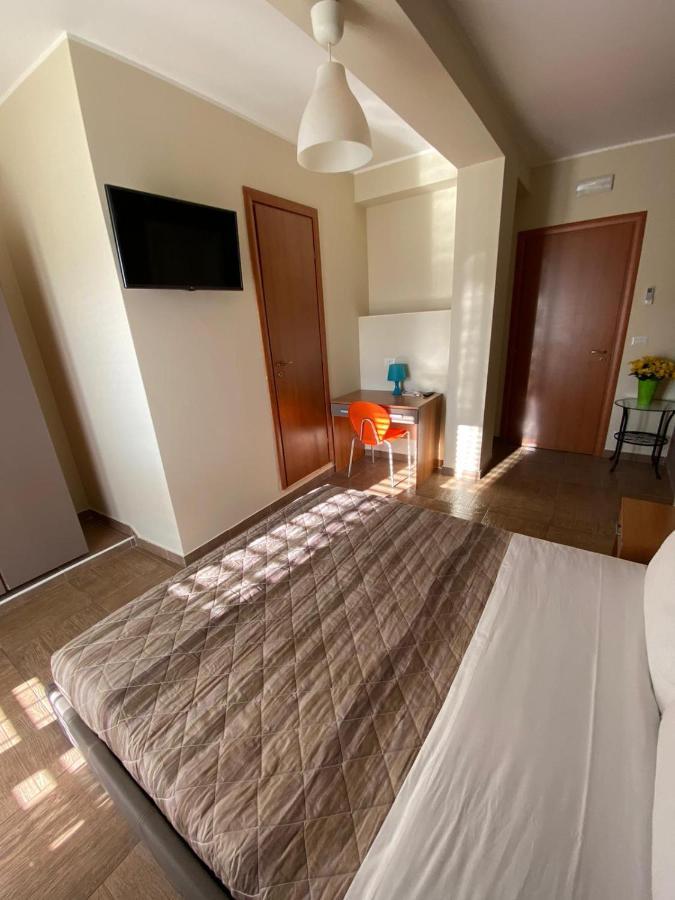 Nick & Santo'S Holiday Homes B&B Giardini Naxos Exterior foto