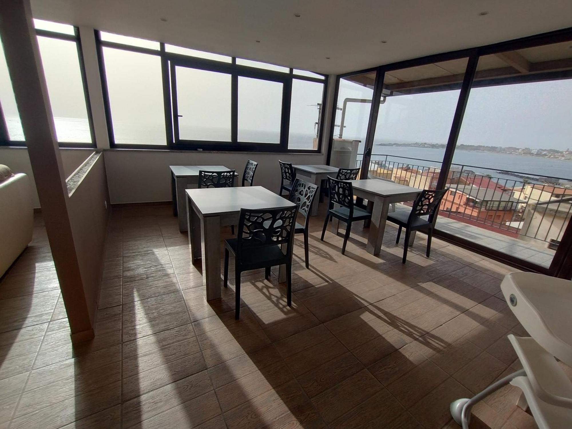 Nick & Santo'S Holiday Homes B&B Giardini Naxos Exterior foto